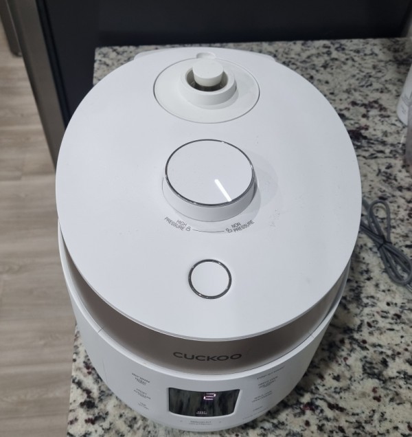 3. 쿠쿠 밥솥 1.jpg