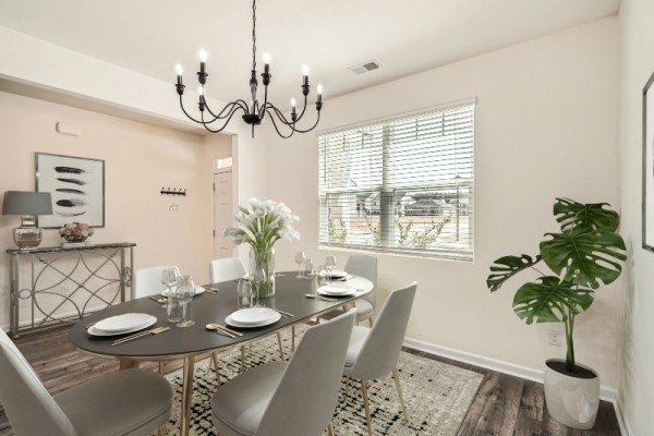 1936 Waycross Lane - Print Quality - 031 - 13 Dining Room - VS.jpg