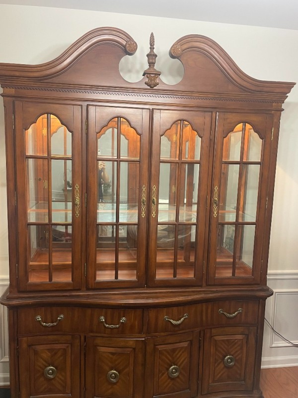 cabinet.jpg