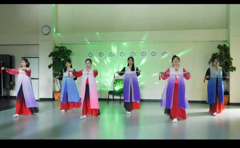 장검무 블루스카이 선교무용단.jpg