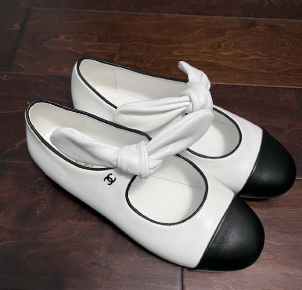chanel shoes_front.png