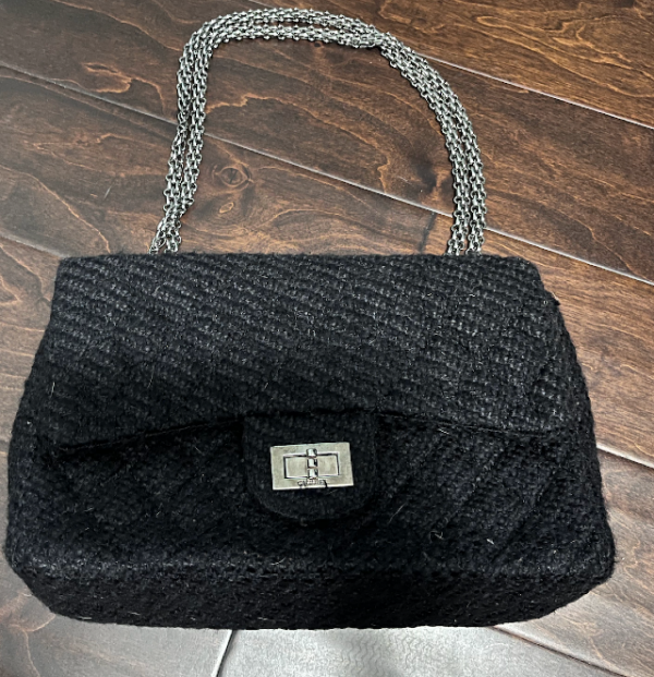 chanel black bag.png