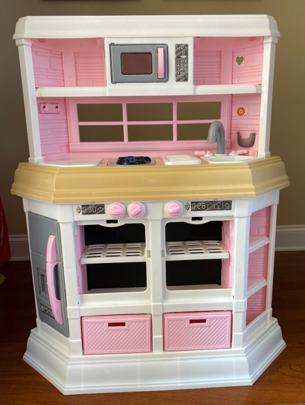 pink kitchen.jpg