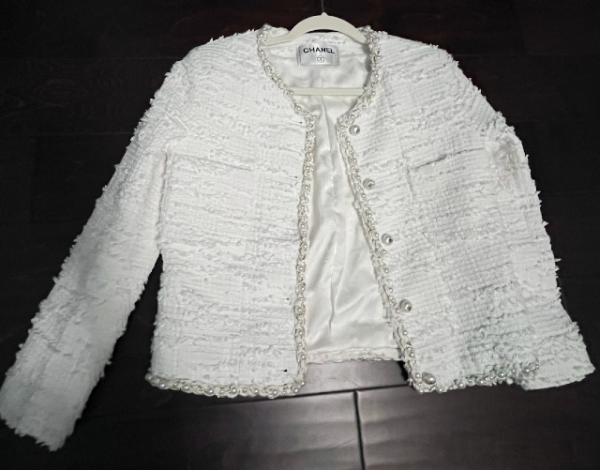 chanel jacket 2.png