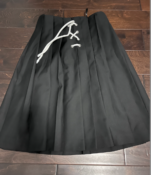 black skirt.png