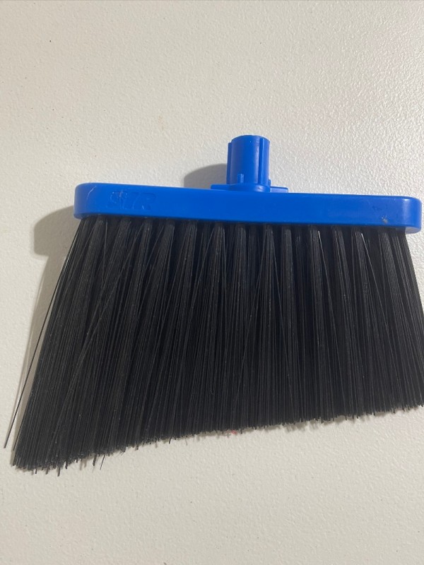 BroomBlack.jpeg