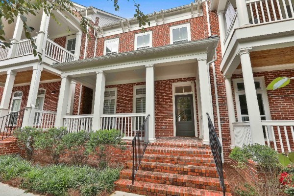 673 Brennan Drive0002.JPG