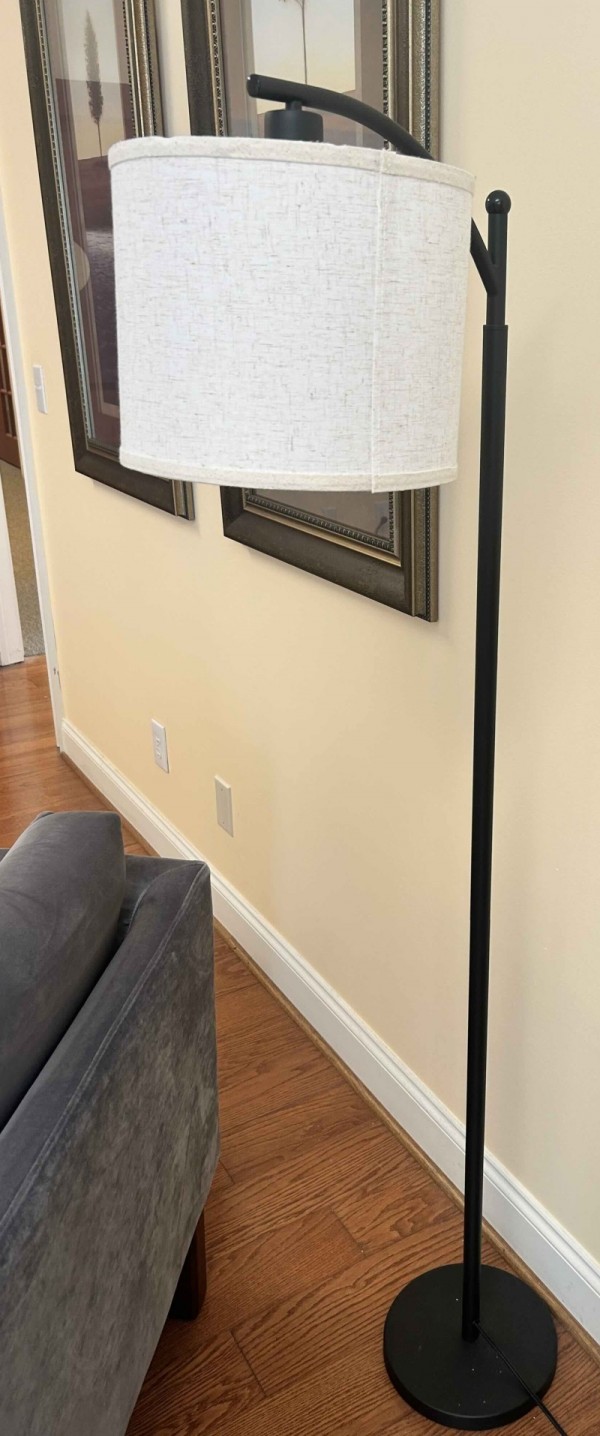 FloorLamp3.jpg