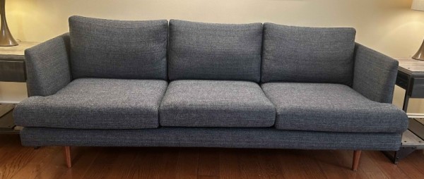 Sofa1.jpg