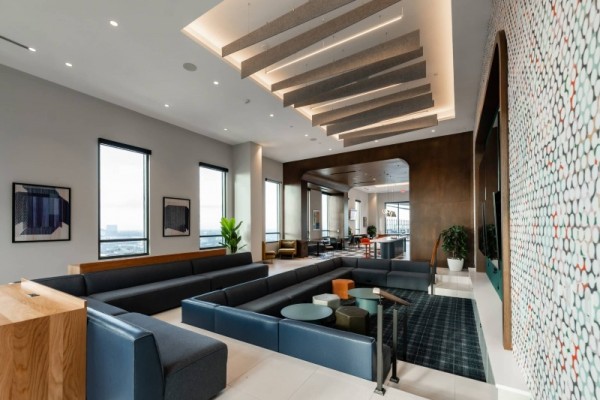 Kinetic 34th floor lounge.jpg