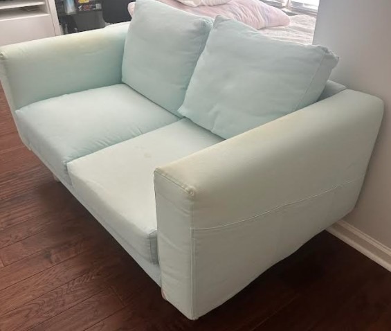 loveseat2.jpg