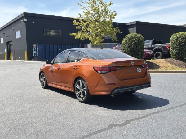 nissan2.jpg